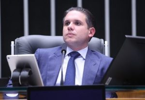 Hugo Motta: projeto garante justiça tributária aos microempreendedores. Foto: Kayo Magalhães/Câmara dos Deputados
