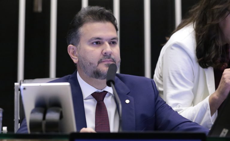Diego Coronel: objetivo é combater casos de intolerância política. Foto: Kayo Magalhães / Câmara dos Deputados